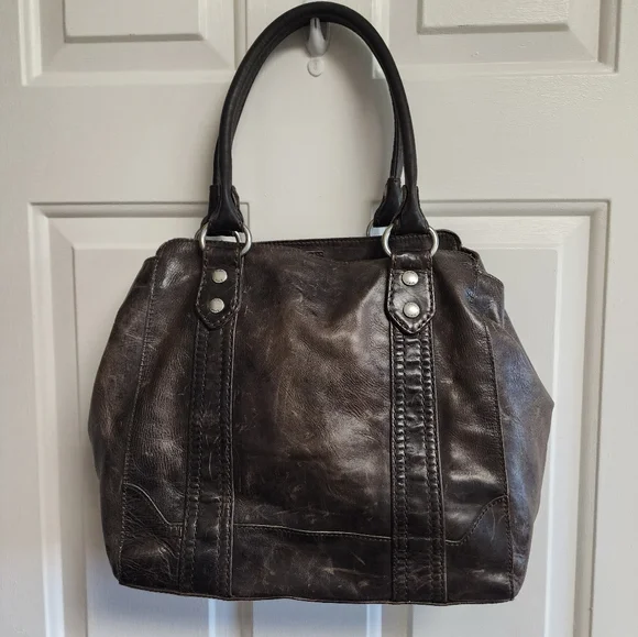 Frye Melissa tote bag in dark brown leather. - Picture 2 of 12